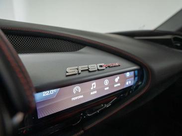 Ferrari SF90 Spider — photo 23