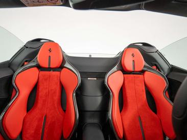 Ferrari SF90 Spider — photo 25