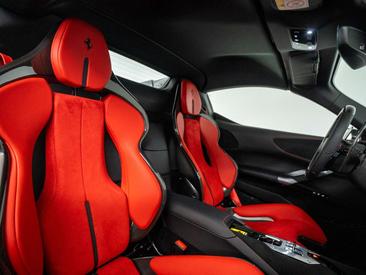 Ferrari SF90 Spider — photo 28