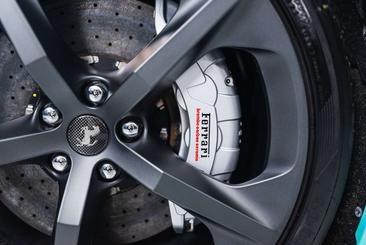 Ferrari 12 Cilindri — photo 17