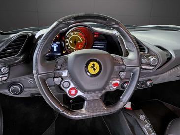Ferrari 488 GTB — photo 9