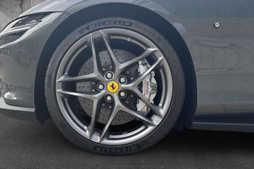Ferrari Roma — photo 8