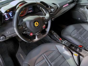 Ferrari 488 GTB — photo 13