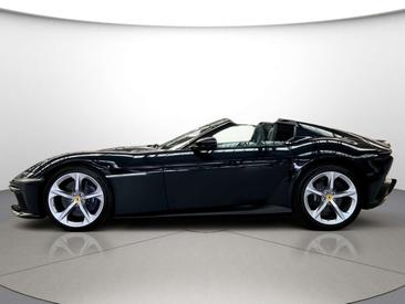 Ferrari 12 Cilindri — photo 18