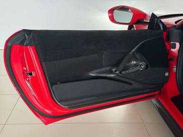 Ferrari 812 Competizione — photo 22