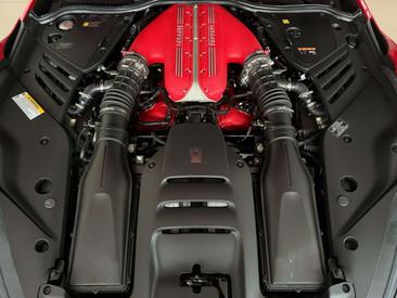 Ferrari 812 Competizione — photo 23