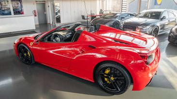 Ferrari 488 — photo 45