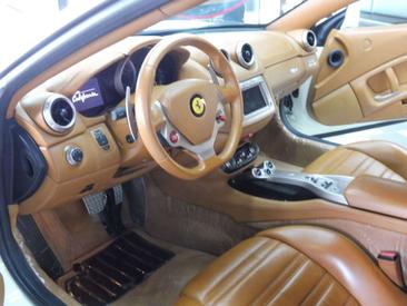 Ferrari California — photo 7
