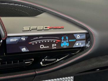 Ferrari SF90 Spider — photo 17