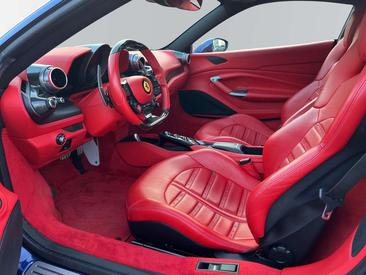 Ferrari F8 Tributo — photo 8