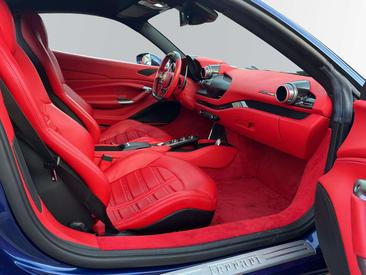 Ferrari F8 Tributo — photo 9