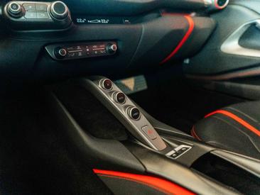 Ferrari 812 Superfast — photo 23