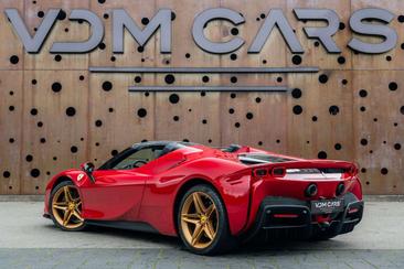 Ferrari SF90 Spider — photo 6