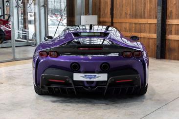 Ferrari SF90 Stradale — photo 4