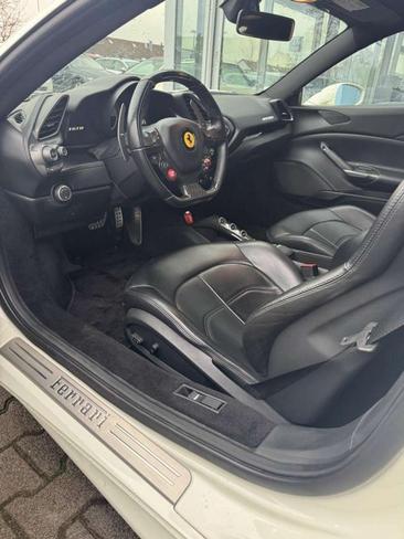 Ferrari 488 GTB — photo 11