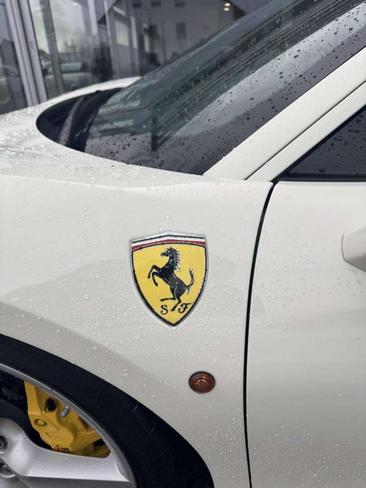 Ferrari 488 GTB — photo 15