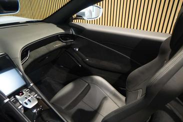 Ferrari Roma — photo 8