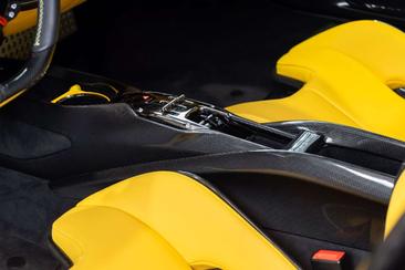 Ferrari SF90 Stradale — photo 12
