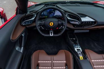Ferrari SF90 Spider — photo 22