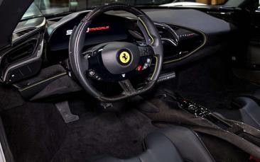 Ferrari SF90 Stradale — photo 13