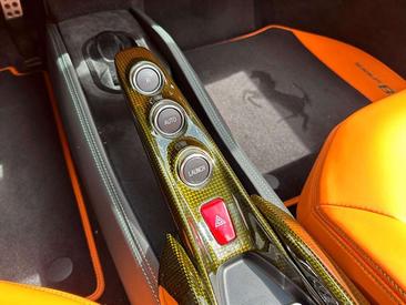 Ferrari F8 Spider — photo 15