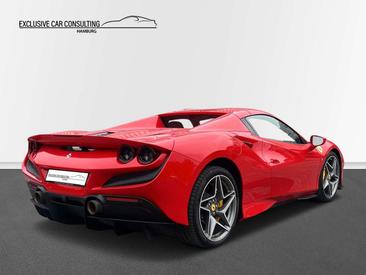Ferrari F8 Spider — photo 6