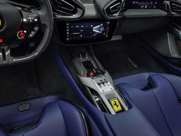 Ferrari 12 Cilindri — photo 13