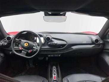 Ferrari F8 Spider — photo 9