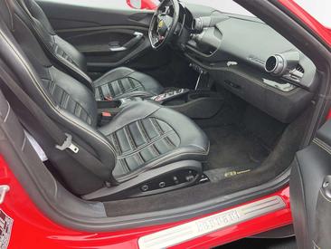 Ferrari F8 Spider — photo 12