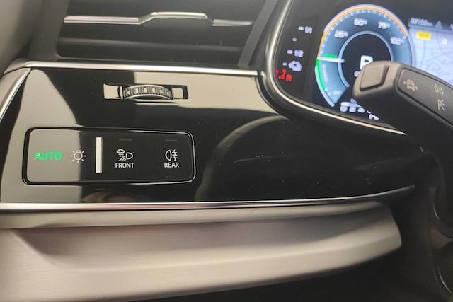 Audi Q8 TFSI E Competition 60 TFSI E Quattro 462 Ch Tiptronic - 2021 - Joinsteer - #49