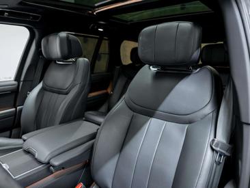 Land Rover Range Rover Autobiography 3.0 P550e PHEV — photo 18