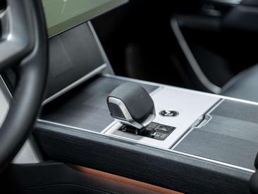 Land Rover Range Rover Autobiography 3.0 P550e PHEV — photo 20