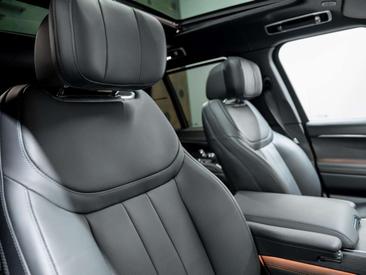 Land Rover Range Rover Autobiography 3.0 P550e PHEV — photo 25