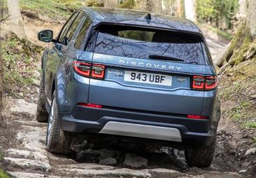 Land Rover Discovery Sport R-Dynamic S 2.0D TD4 MHEV AWD Auto 163 — photo 41