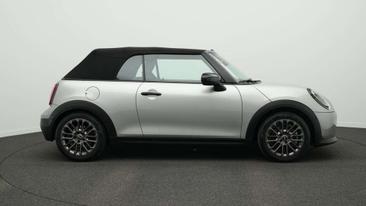 Mini Cabrio Favoured Cooper — photo 3