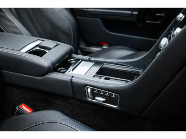 Aston Martin DBS I DBS V12 Volante — photo 17