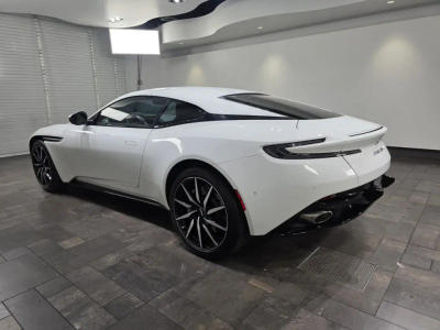 Aston Martin DB11 DB11 V8 Coupe