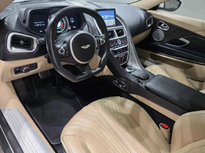 Aston Martin DB11 DB11 V8 Coupe