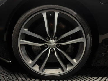 Aston Martin DBS I DBS V12 Coupe — photo 4