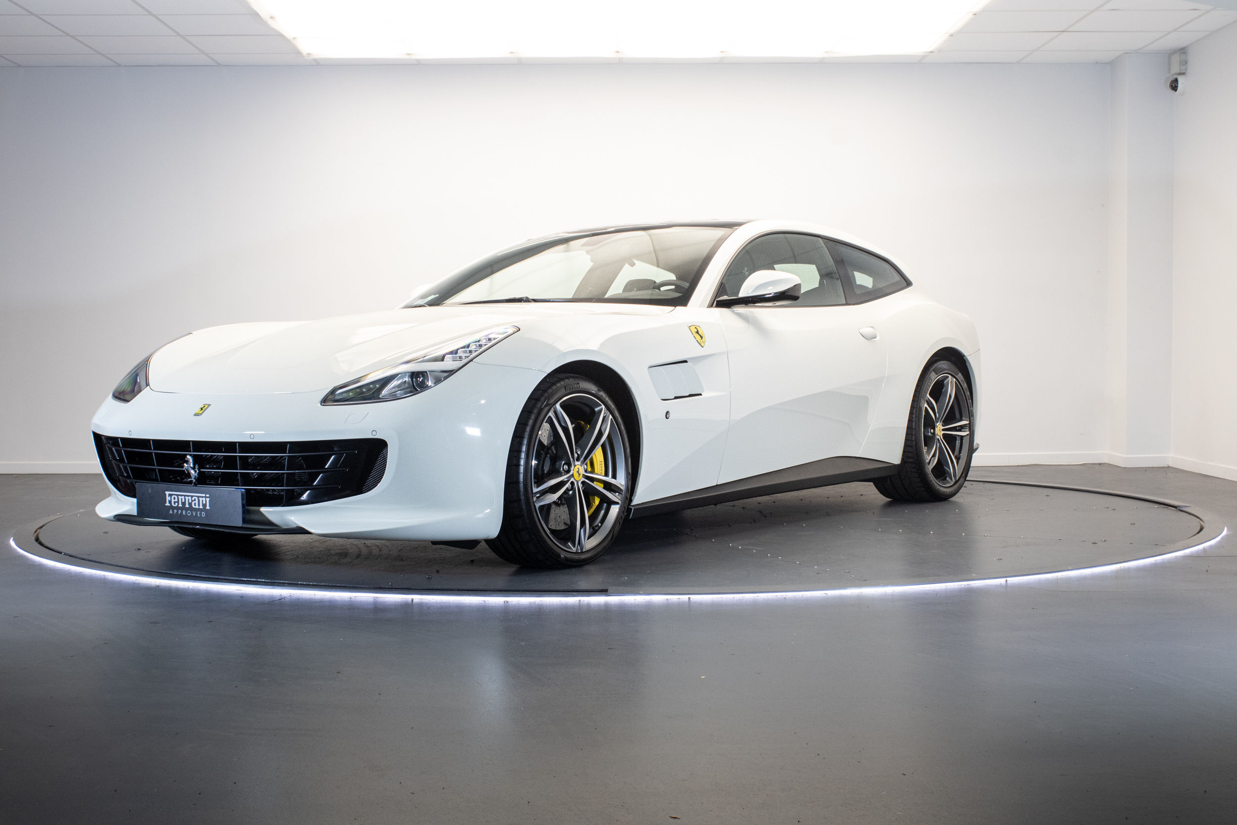 Ferrari GTC4Lusso - 2017 - Joinsteer - #1