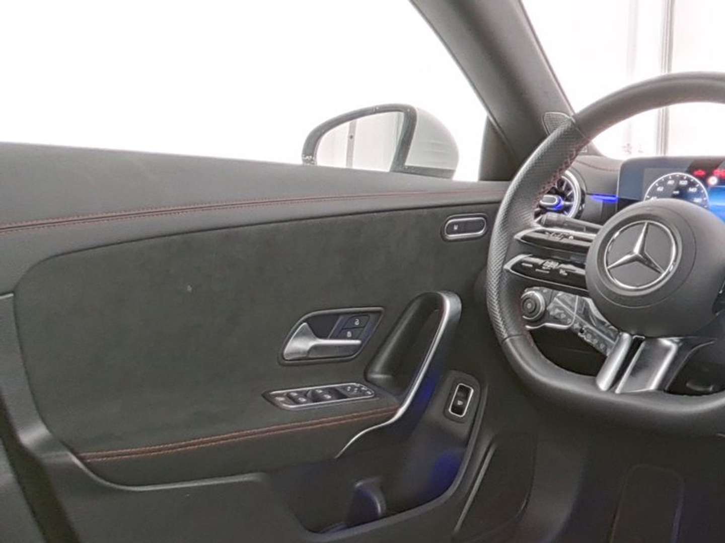 Mercedes CLA 180 AMG Line - 2024 - Joinsteer - #8