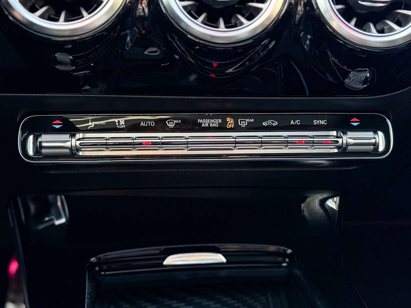 Mercedes CLA 180 AMG Line - 2024 - Joinsteer - #40