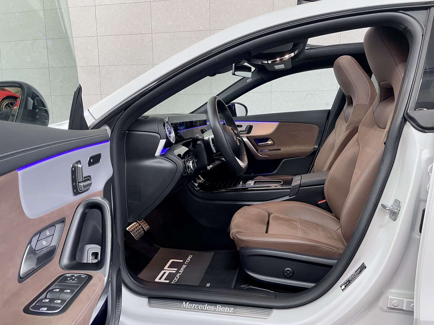 Mercedes CLA 180 AMG Line - 2024 - Joinsteer - #9