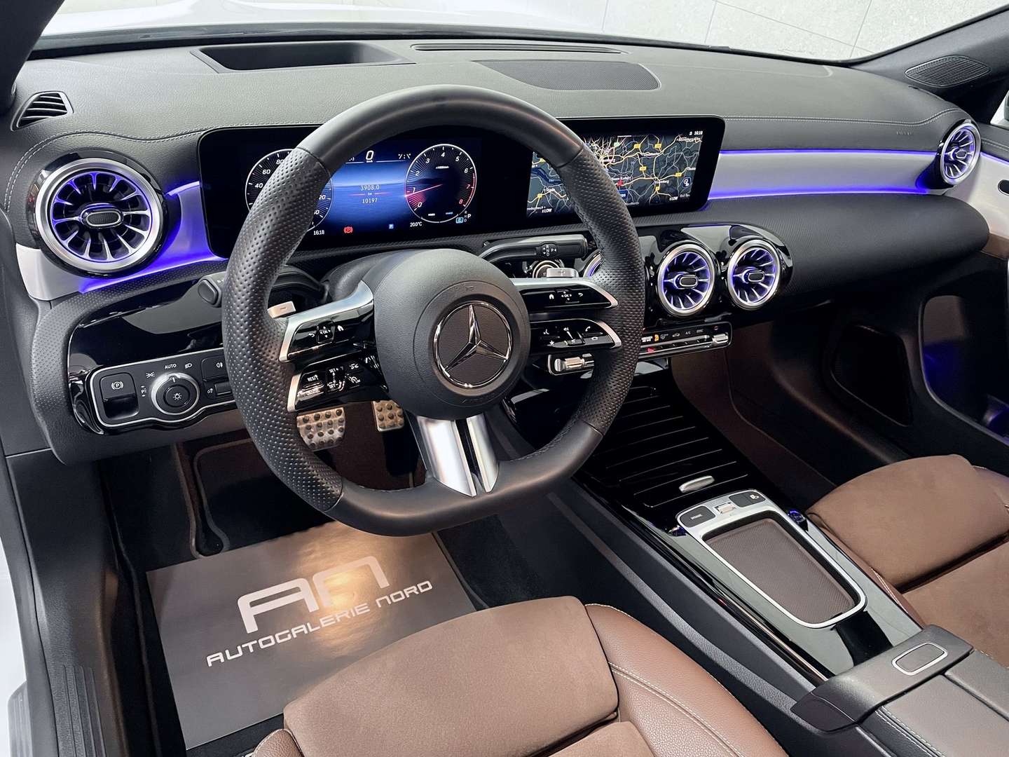 Mercedes CLA 180 AMG Line - 2024 - Joinsteer - #10