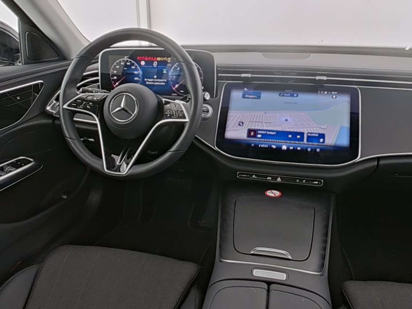 Mercedes Classe E 220 Avantgarde - 2024 - Joinsteer - #4