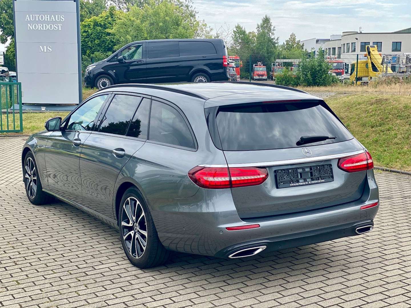 Mercedes Classe E Break 220 Avantgarde - 2023 - Joinsteer - #4