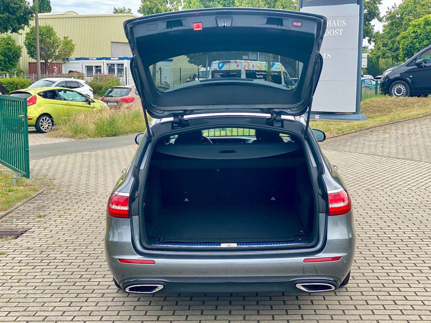 Mercedes Classe E Break 220 Avantgarde - 2023 - Joinsteer - #9