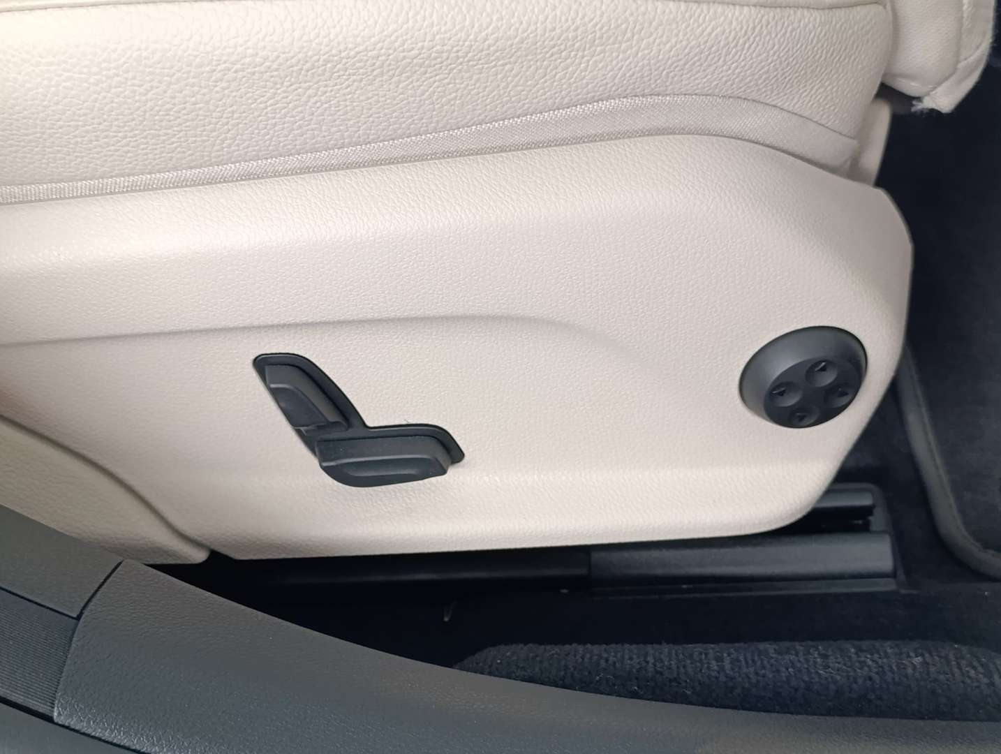 Mercedes Classe E 300 Premium - 2022 - Joinsteer - #19