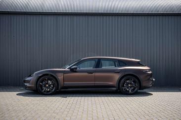 Porsche Taycan — photo 5