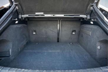 Porsche Taycan — photo 10